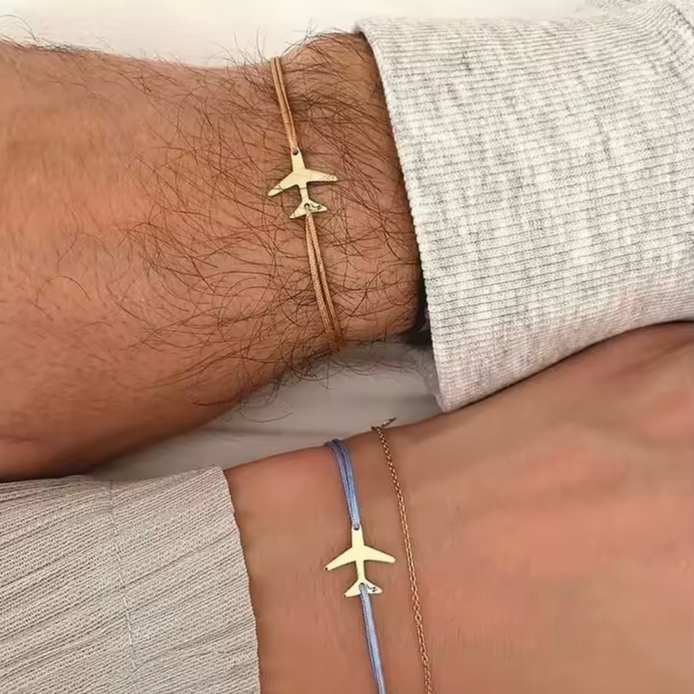 Airplane Set String Brings Vacation Bracelets